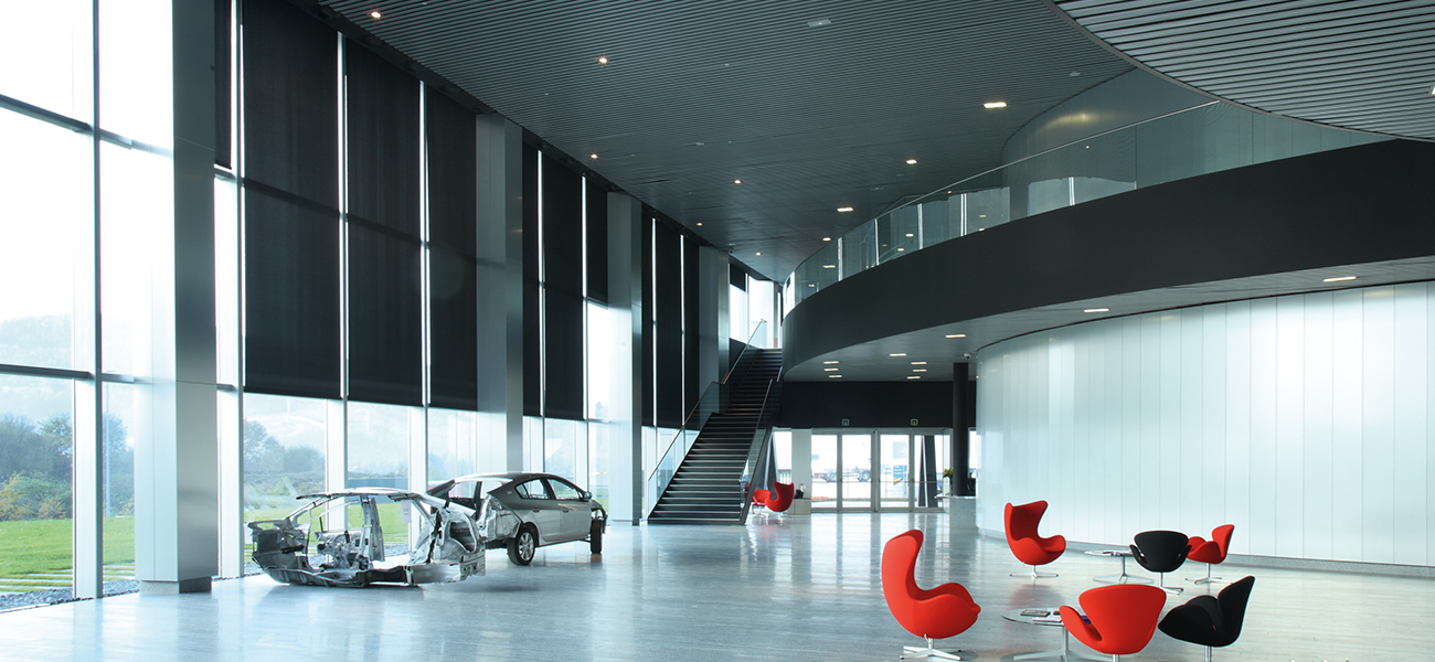 Cortinas motorizadas Bandalux Mallorca para oficinas