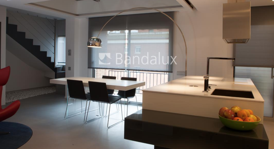Estores Bandalux negros